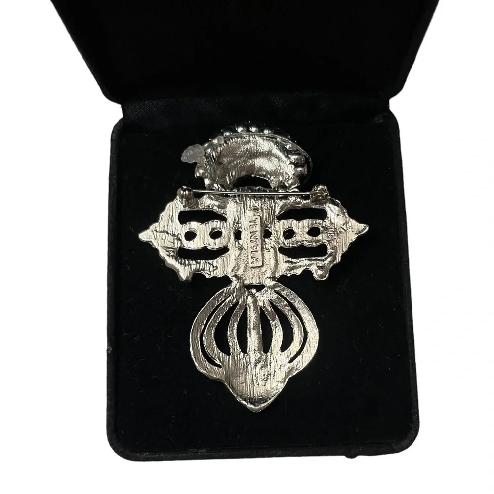 Unique TEN79LA Rhinestone Brooch - Sparkling Statement Pin